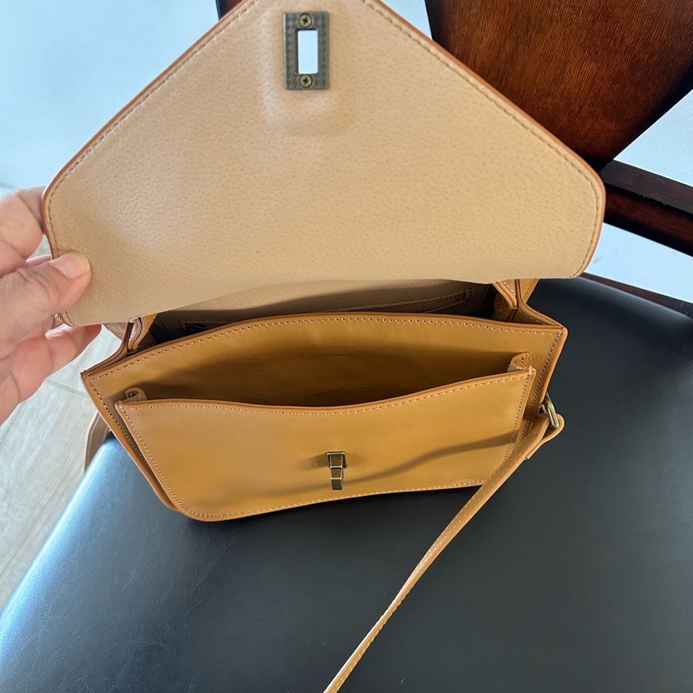 Elegant tan Shoulder Bag - Picture 10 of 14